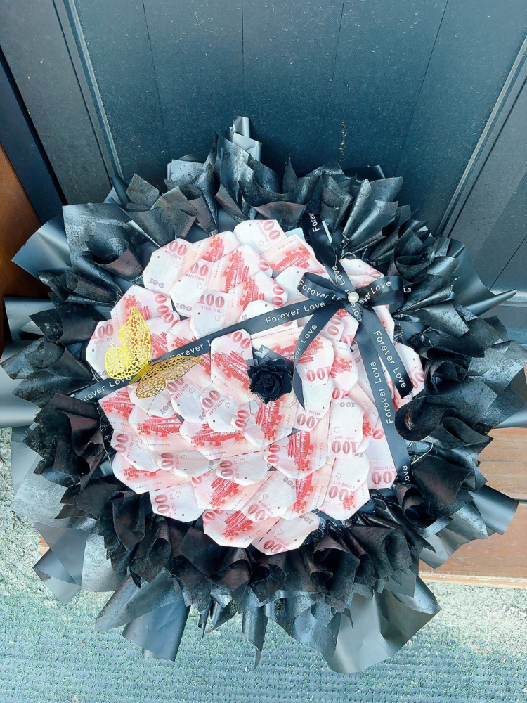 有錢花束H