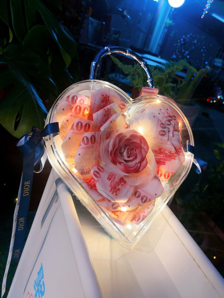 有錢浪漫愛心花盒A